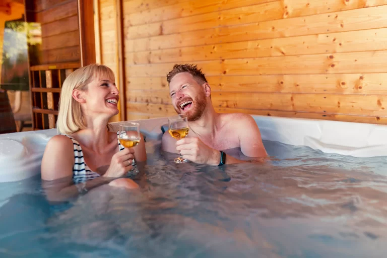 8 Fun Games to Play in Your Hot Tub Hire