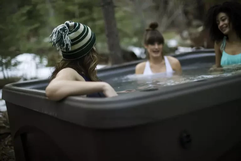 How Hot Tub Covers Work